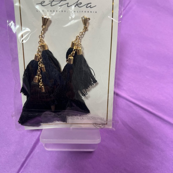 COPY - Ettika tassel earring - Picture 3 of 5